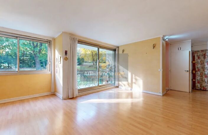 A vendre appartement 4 pièces 2 chambres à Marly-le-Roi, Balcon, cave — photo 2