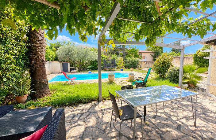 13400 AUBAGNE - Villa familiale type 6 de 111m2 avec piscine — photo 3