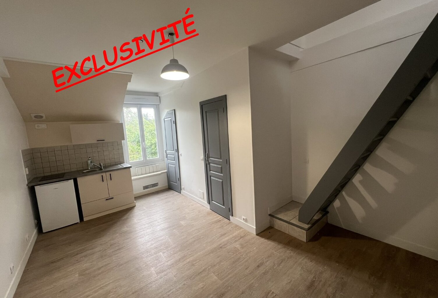 DUPLEX — photo 1