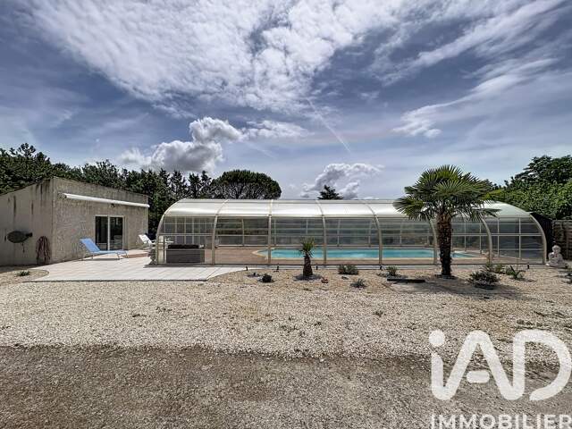 Vente Maison traditionnelle 8 pièces — photo du bien