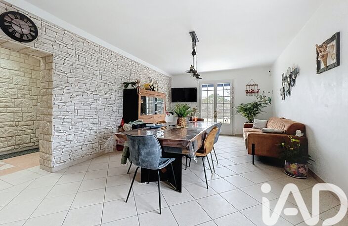 Vente Maison traditionnelle 8 pièces — photo 3