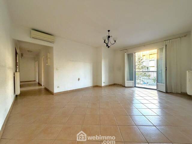 Appartement - 78m² - Bastia — photo du bien