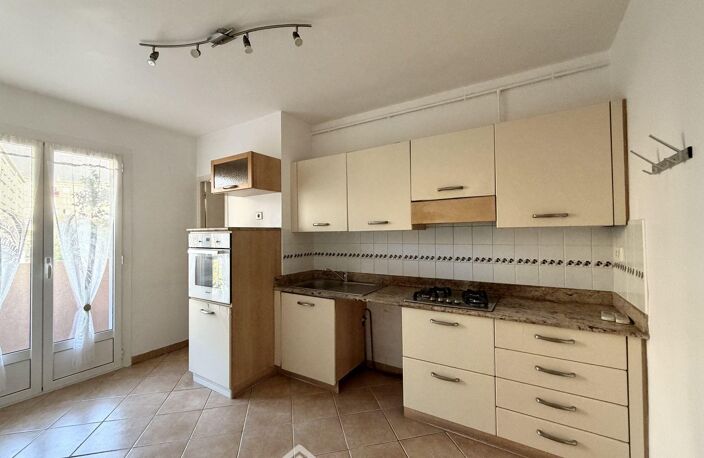 Appartement - 78m² - Bastia — photo 2