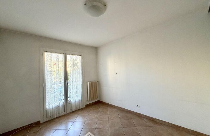 Appartement - 78m² - Bastia — photo 4