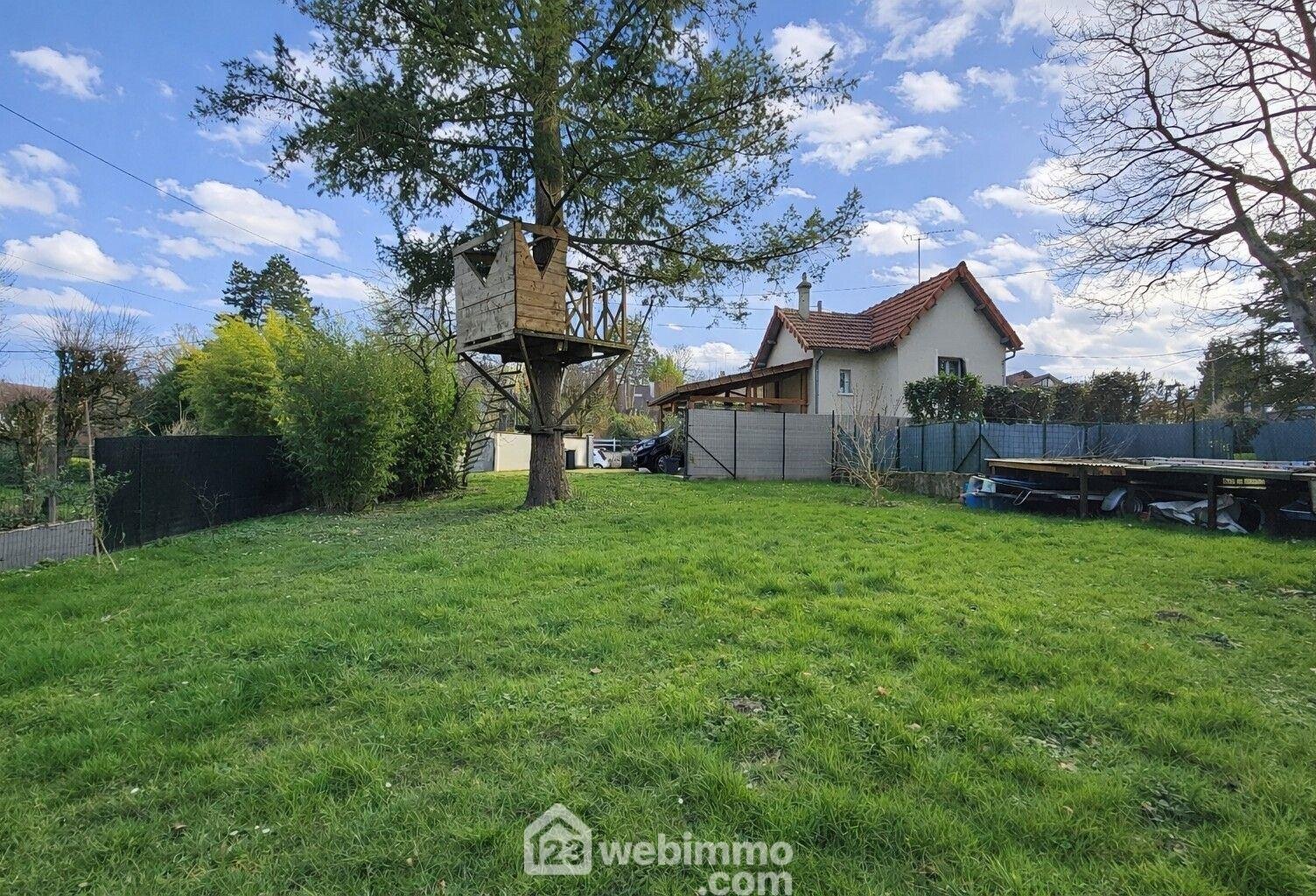 Maison - 33m² - Bois-le-Roi — photo 1