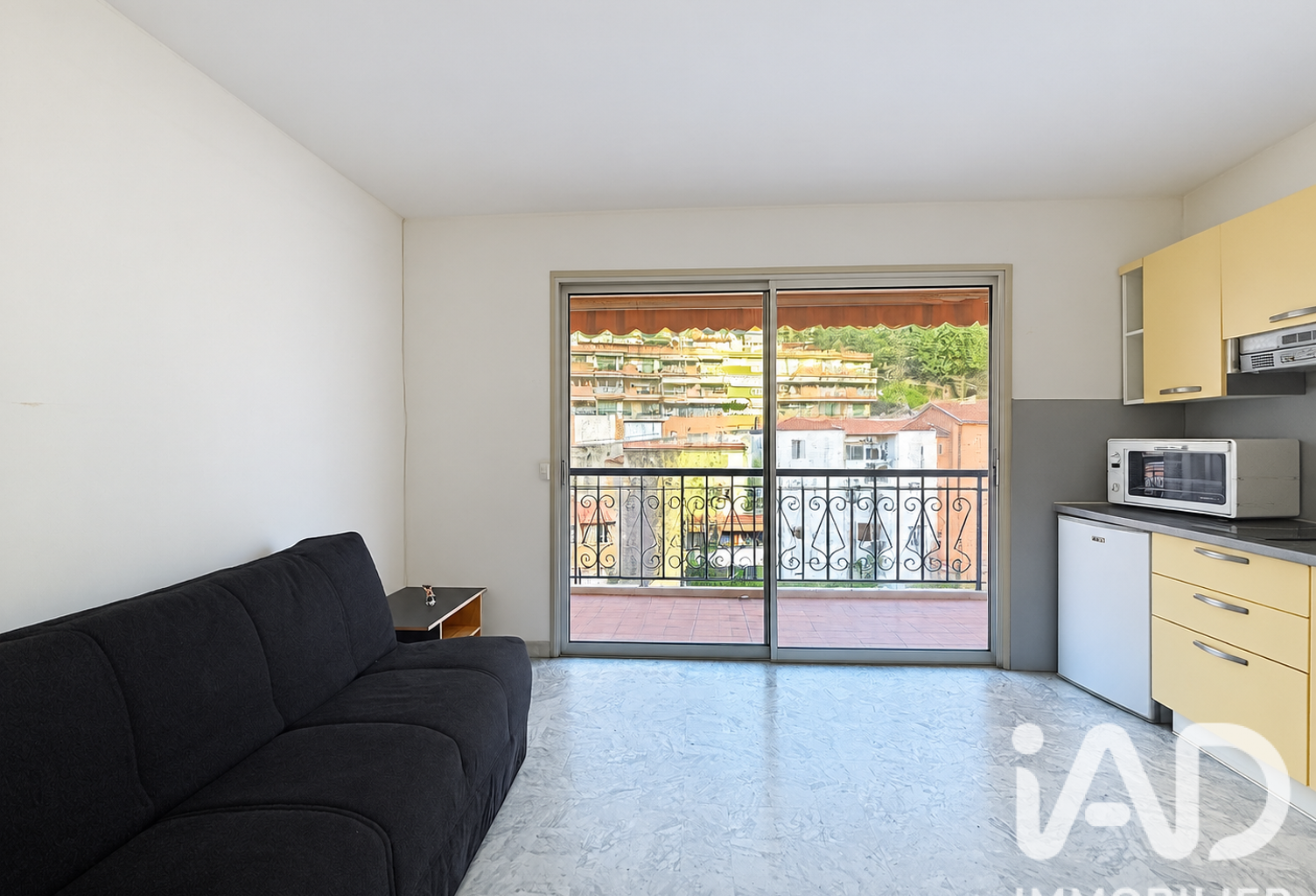 Vente Studio 1 pièce — photo 1