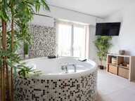 VILLEFRANCHE-SUR-MER – DUPLEX D'EXCEPTION AVEC JACUZZI ET VUE MER PANORAMIQUE — photo 2