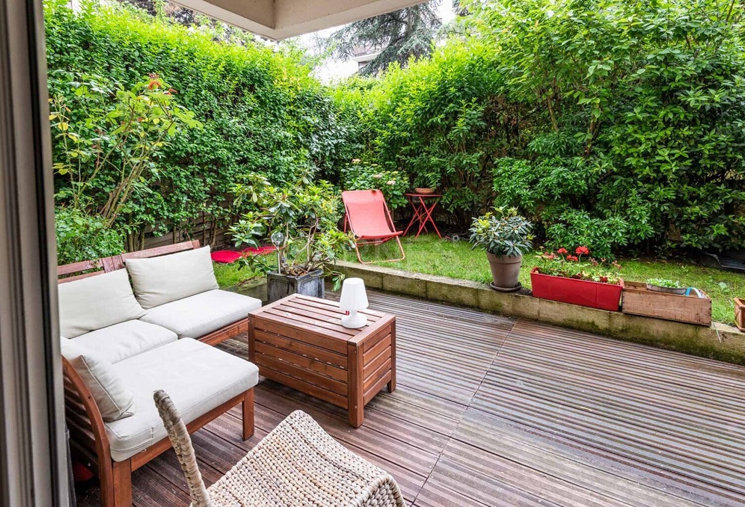DERNIER T5 EN DUPLEX HAUTEUR CATHEDRALE QUARTIER MAISON BLANCHE  — photo 1