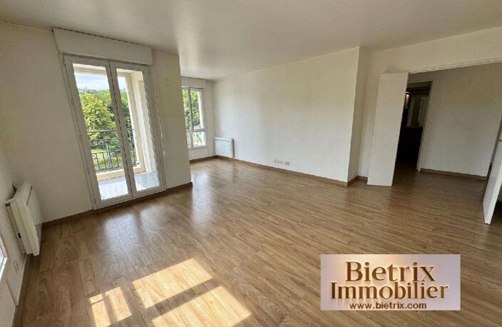 Vente appartement 3 pièces 72 m² L'Isle-Adam (95290) — photo 2