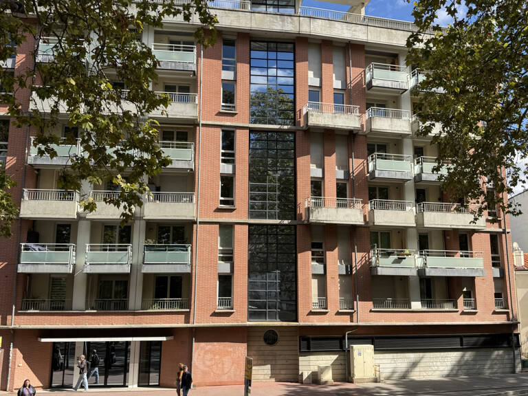 Appartement T4 103m2 Port Saint Sauveur — photo 1