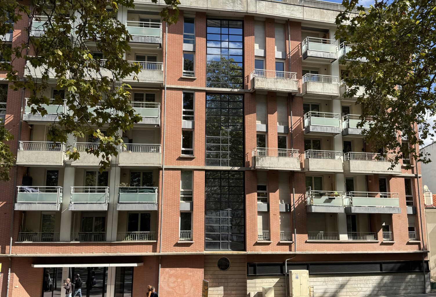 Appartement T4 103m2 Port Saint Sauveur — photo 1