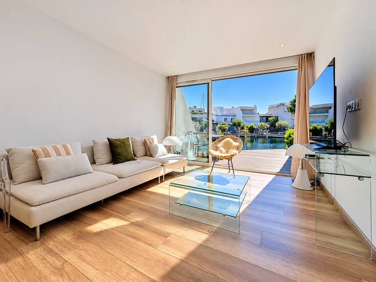 PORT CAMARGUE Magnifique marina 3 pièces de 77 m2 avec appon — photo 1