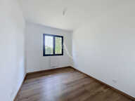 Cescau Maison mitoyenne par garage / 3 chambres / Grand Jardin / 2 Pergolas — photo 4
