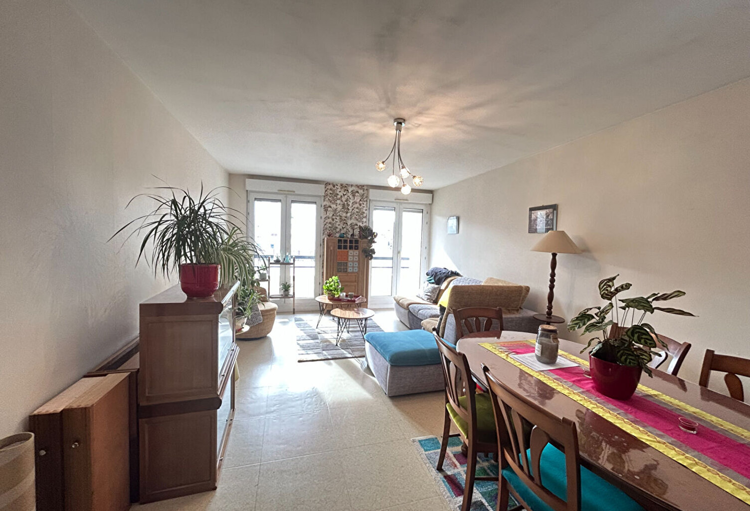 APPARTEMENT REIMS - T3 91 m2 - PROCHE CENTRE — photo 1