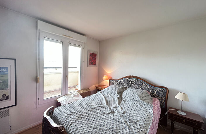 APPARTEMENT REIMS - T3 91 m2 - PROCHE CENTRE — photo 3
