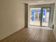 Local commercial au coeur du Centre-ville d'Espalion — photo 3