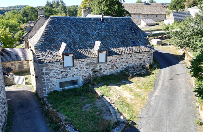 Laguiole, maison de caractère en pierre entièrement rénovée — photo 2