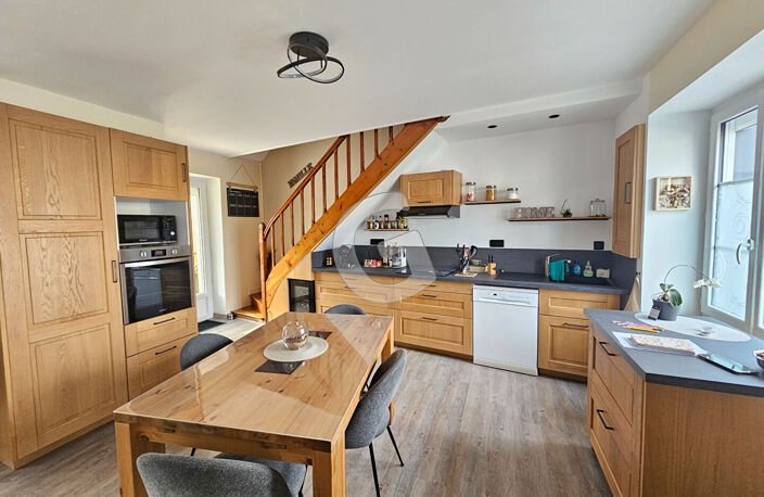 MAISON 4 PIECES- 112M² AVEC LOGEMENT INDÉPENDANT DE 31M²- À VENDRE À MOUTIERS-LES-MAUXFAITS — photo 5