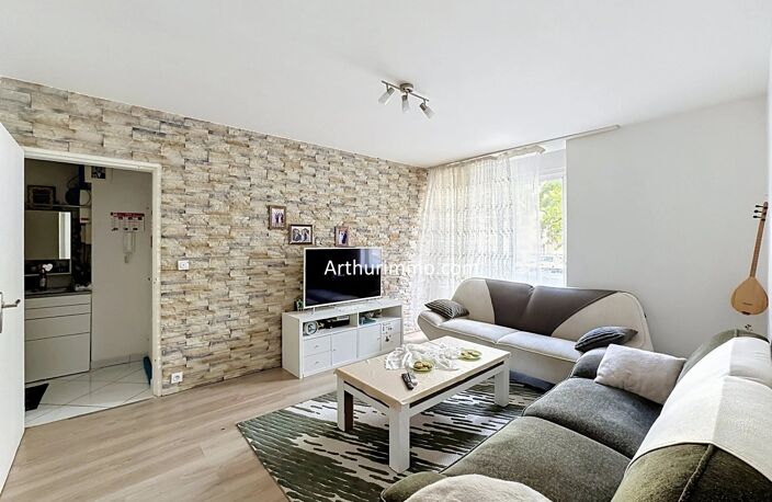 À VENDRE – APPARTEMENT T4 À CRÉTEIL AVEC CAVE – IDÉAL RÉSIDENCE PRINCIPALE OU INVESTISSEMENT LOCATIF — photo 2