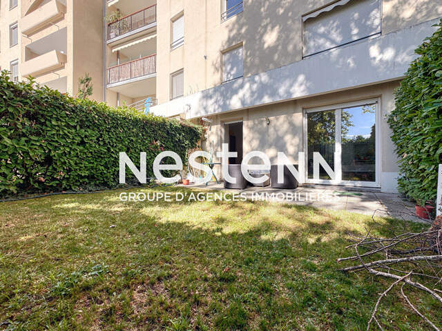 Grand Studio rénové de 40 m2 plein centre Avenue Franklin Roosevelt - 69500 BRON — photo du bien
