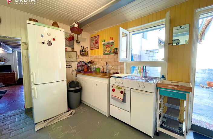 Maison de Village à Lavau avec Chambre à l'Étage et Cour Extérieure — photo 3
