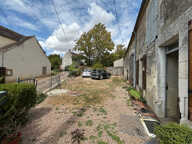 Maison de campagne, fort potentiel, vastes dépendances — photo 2