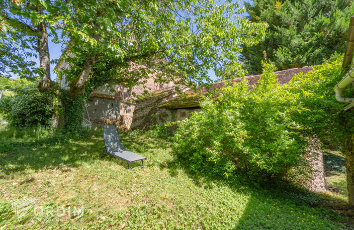 Maison ancienne pleine de charme avec atelier, dépendance et terrain - Moutiers-en-Puisaye — photo 2