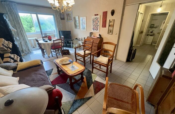 Vaste appartement F2 de 57 m2, résidence sécurisée, parc privé — photo 3