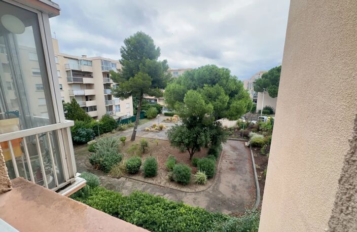 Vaste appartement F2 de 57 m2, résidence sécurisée, parc privé — photo 5