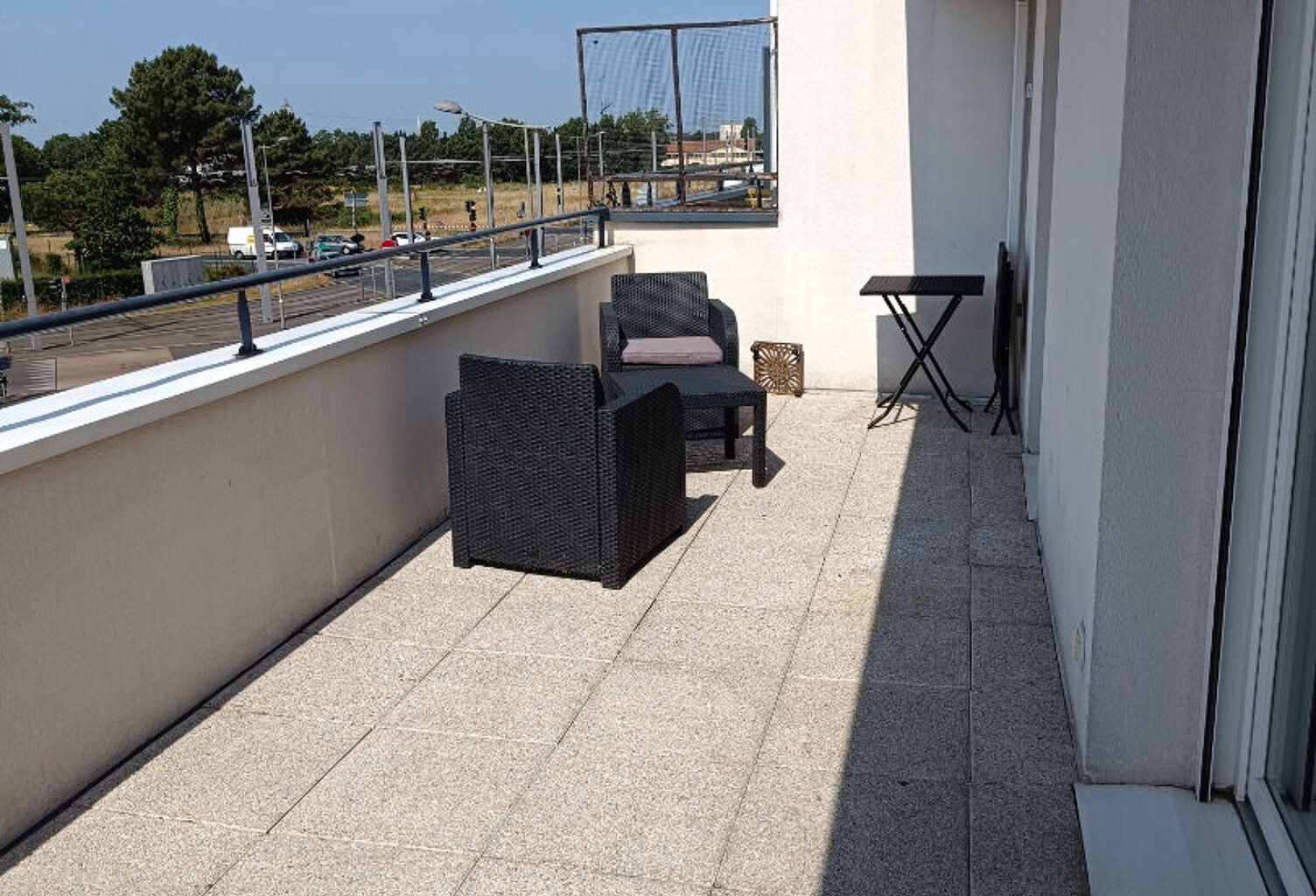T2 AVEC BELLE TERRASSE — photo 1