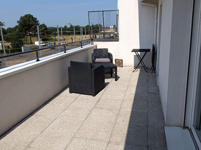 T2 AVEC BELLE TERRASSE — photo du bien