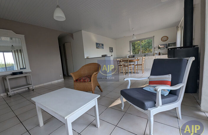 Maison 3 chambres  en village Monnieres. — photo 4