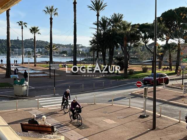 LOCATION MEUBLÉE ANTIBES – 2 CHAMBRES AVEC BALCON VUE MER ET GAR — photo du bien