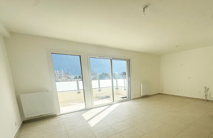 T4  DERNIER ETAGE - TERRASSE 28M2 OUEST — photo 2