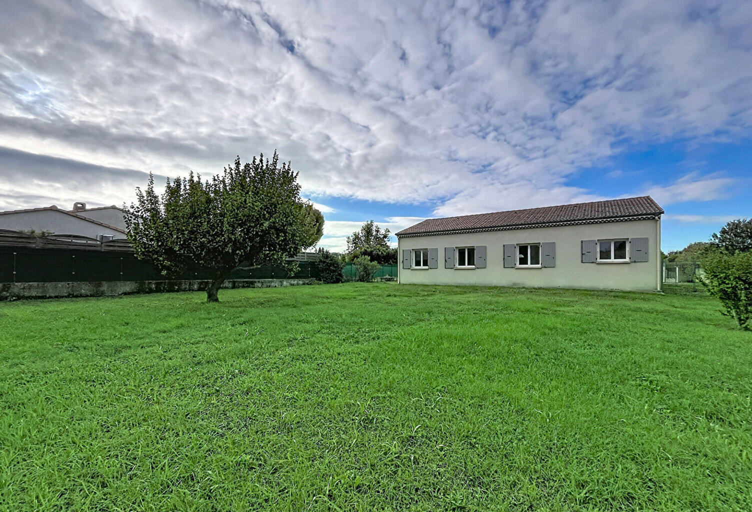 Villa Livron Sur Drome 4 pièce(s) 93 m2 — photo 1
