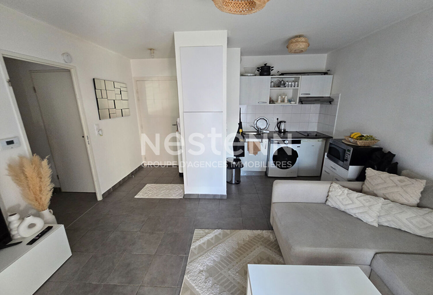 Appartement T2 Grande SElve 31200 Toulouse - parking - terrasse — photo 1