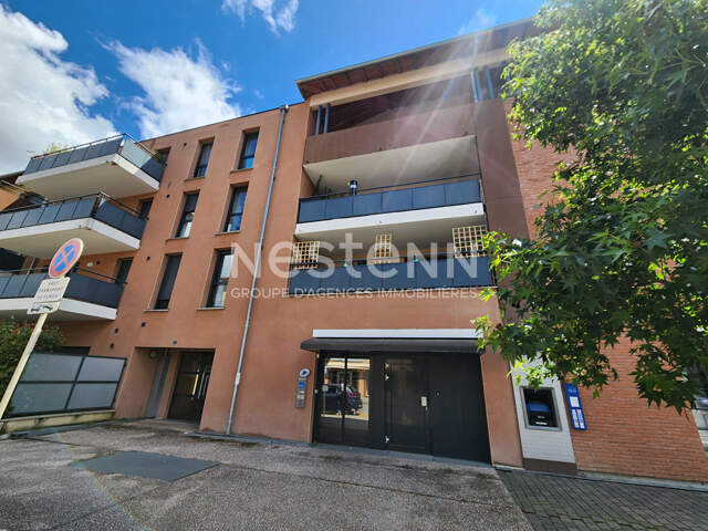 CENTRE Castanet Tolosan T2 de 42m² à vendre , parking sous-sol — photo du bien