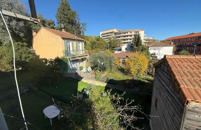 Ensemble immobilier - Mandelieu - 515m2 — photo 5