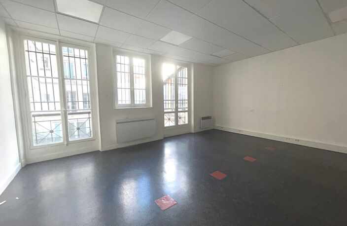 Vente local industriel   Paris 11 (75011) — photo 2
