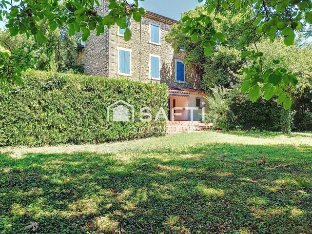 Maison 320 m2 Pierrelatte centre 14 pièces — photo du bien