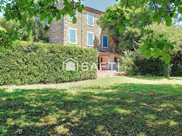 Maison 320 m2 Pierrelatte centre 14 pièces — photo 1