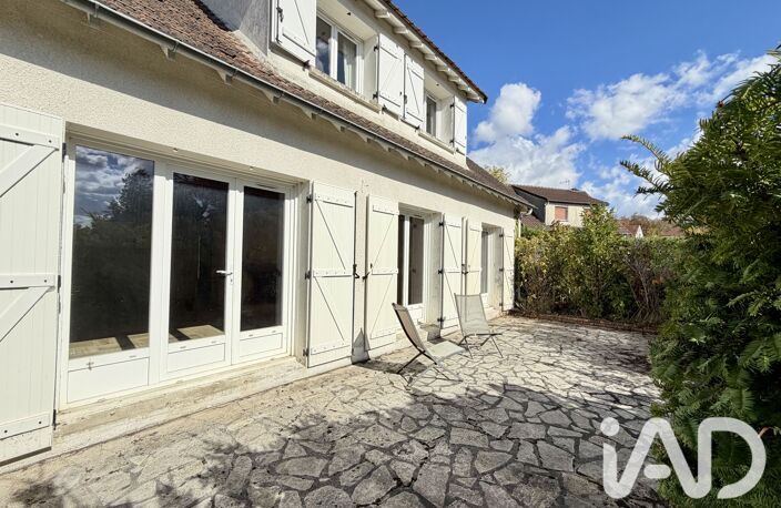 Vente Maison/villa 9 pièces — photo 2