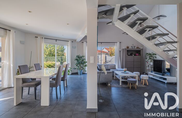 Vente Maison/villa 5 pièces — photo 2