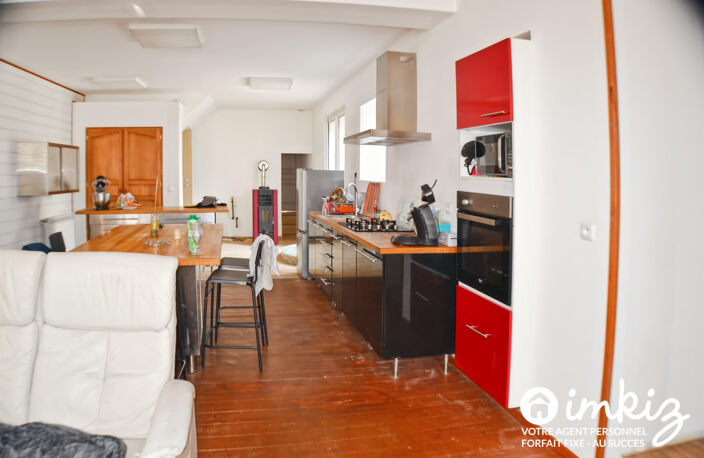 Maison 5 pièces de 140 m² avec cour et préau — photo 3