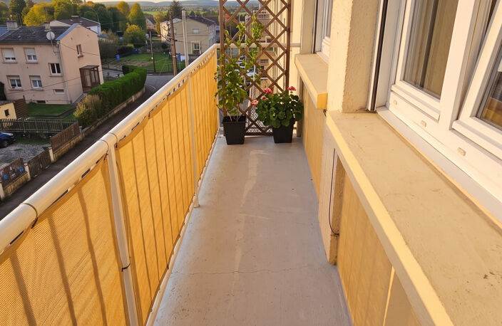 BOUZONVILLE   STOCKHOLZ : AGRÉABLE F3 AVEC BALCON ET GARAGE — photo 2