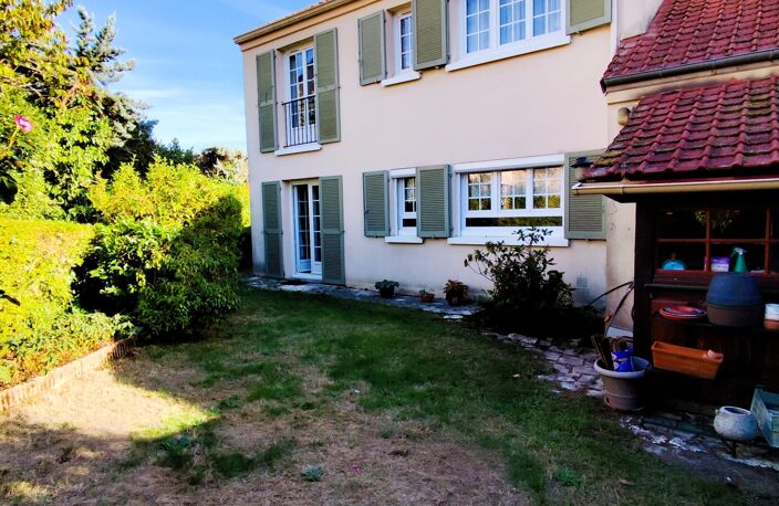 Vente Maison/villa 7 pièces — photo 2