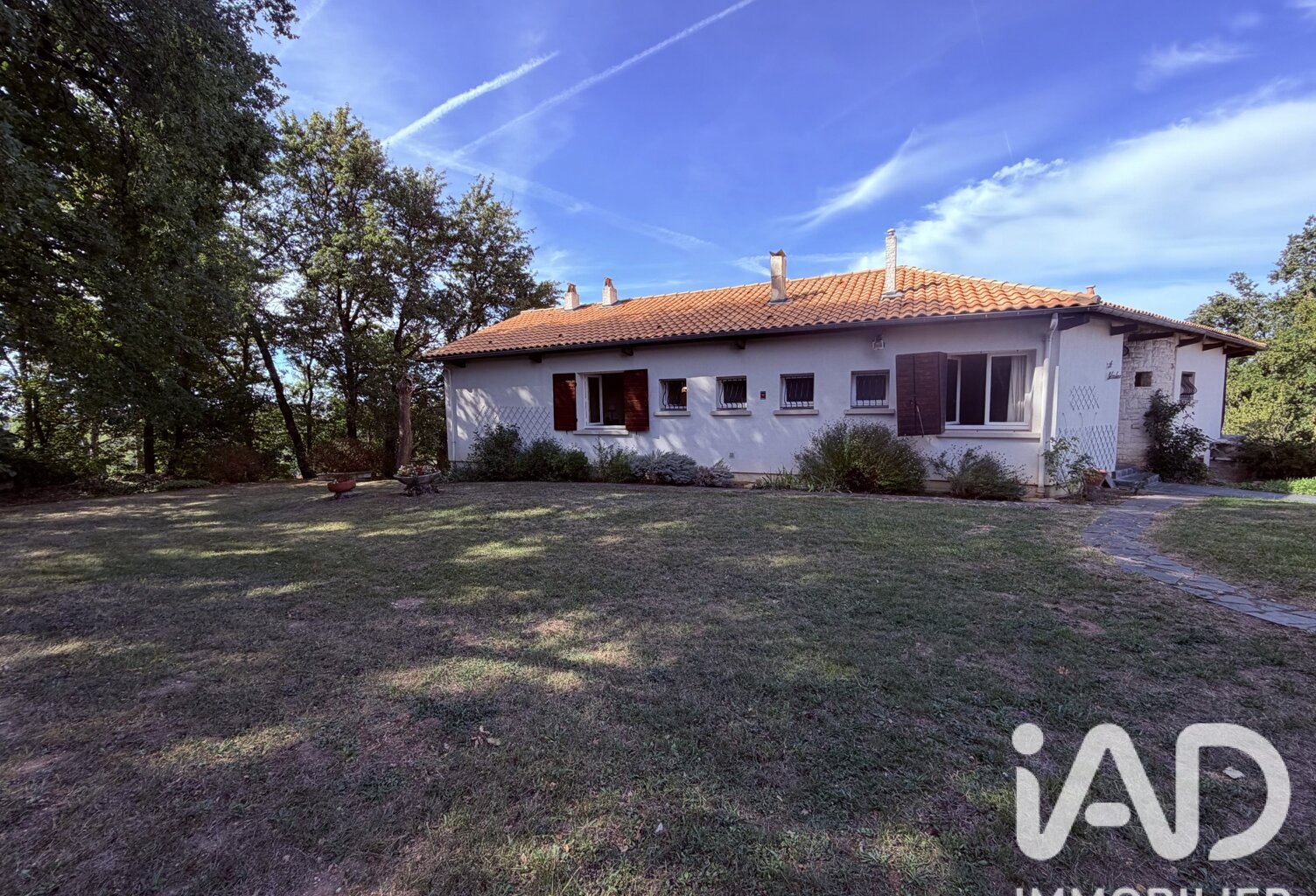 Vente Maison/villa 8 pièces — photo 1
