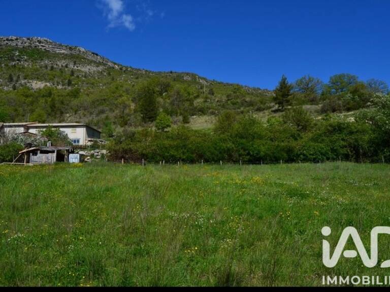 Vente Terrain à bâtir 1 000 m&sup2; — photo 1