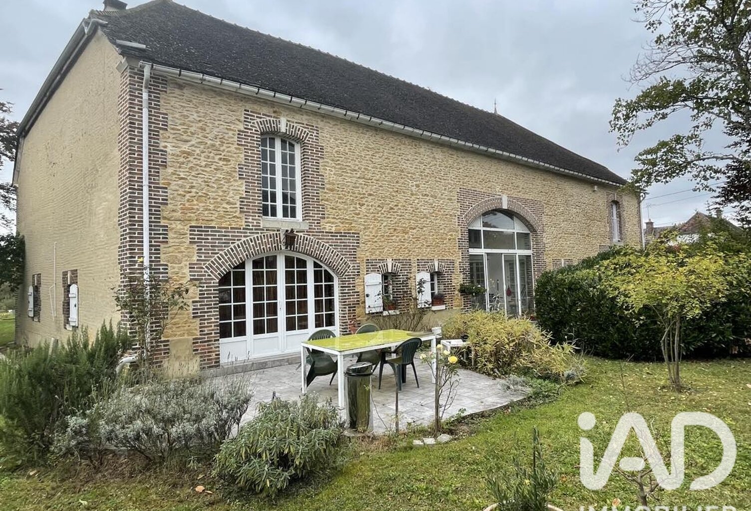 Vente Maison de campagne 10 pièces — photo 1