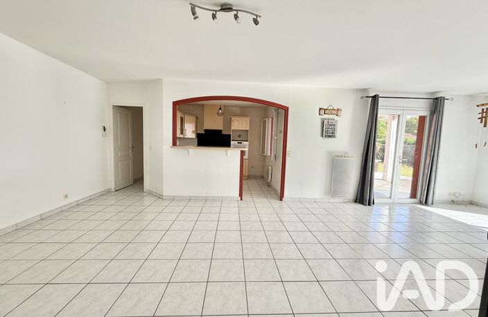 Vente Maison/villa 4 pièces — photo 2